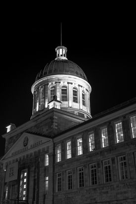 Marché Bonsecours Photographie en Noir et Blanc d'architecture, par photoArtStudio29 - photographe Rive-Sud de Montréal