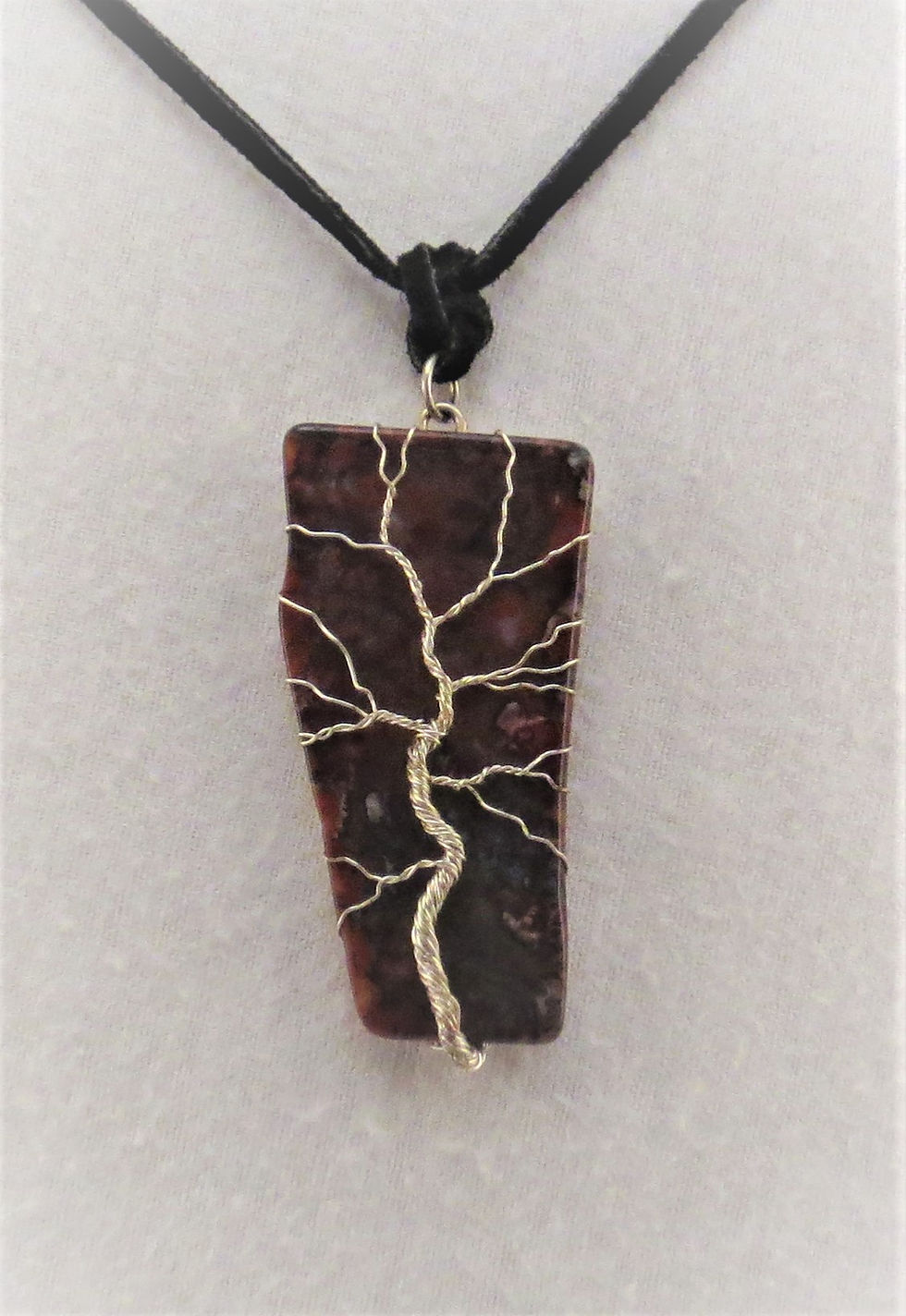 Thumbnail: Handwrapped Wire Trees on Specialty Agates
