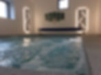piscine intérieure chauffée du gîte
