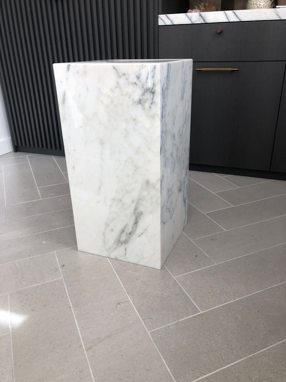 Thumbnail: Italian Calacatta Extra Marble Plinth Set