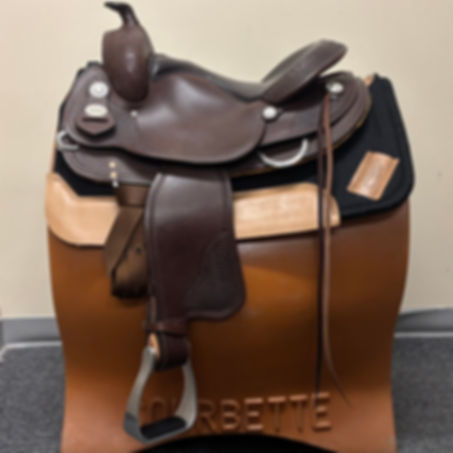 Crates Round Skirt Reiner 16" $2800 #844