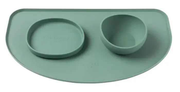 Thumbnail: Fuzzyard Life Silicone Feeding Mat in use, preventing spills and messes for pets.