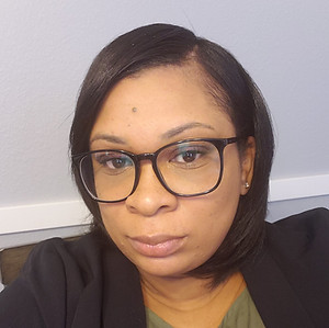 Keonna Headshot.jpg