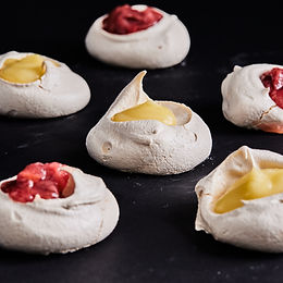 DIY mini pavlovas - new soft center