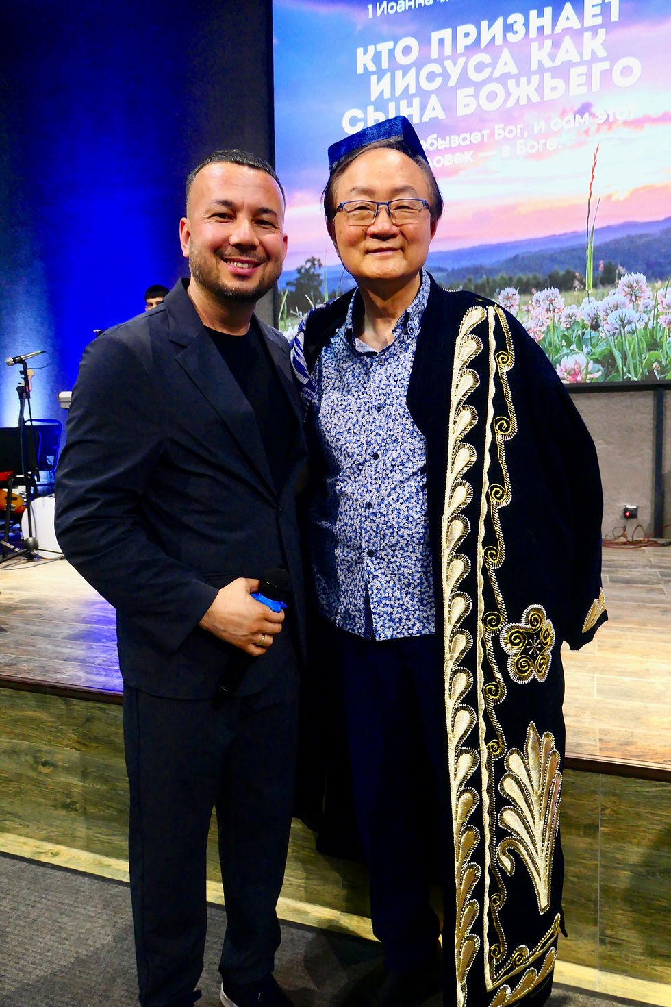 During the last Sunday service, Pastor Jacob presented a typical Uzbek King's attire to Dr. Lee