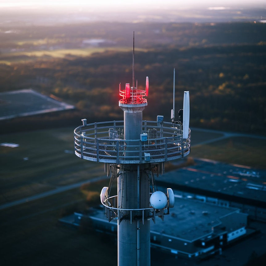 a-photo-of-a-high-telecommunication-towe_iVeagSIOQb2TW9dDkMjUeA_Os28yBvkTguoOy_rUKWHTQ.jpe