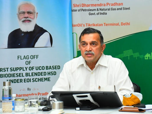 Petroleum Minister flags off 1st supply of Used Cooking Oil-based Biodiesel from IndianOil