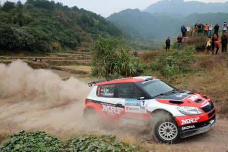 Gill becomes first Indian to win APRC.