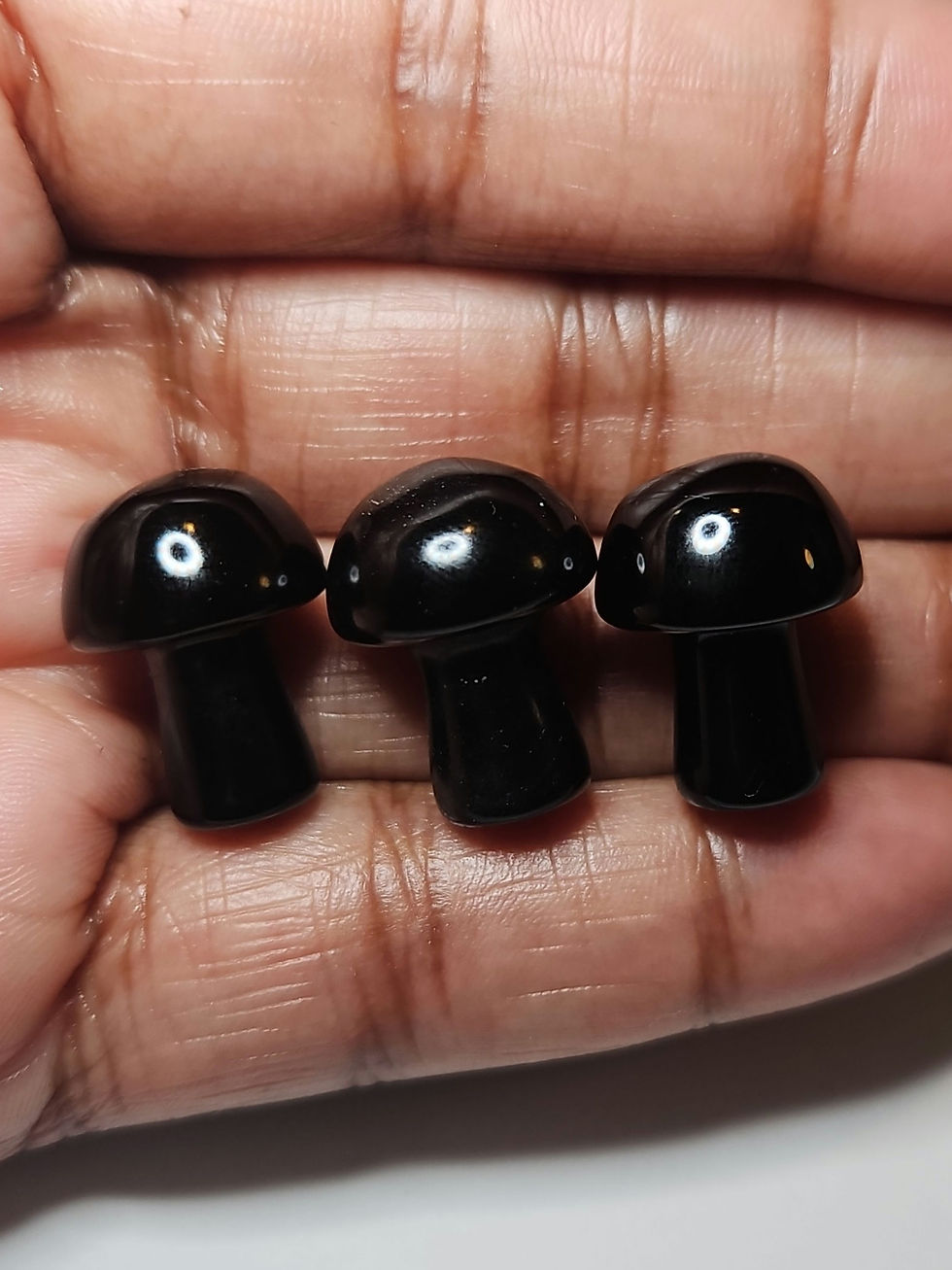 Thumbnail: Mini Obsidian Mushroom