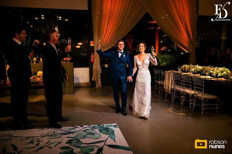 casamento com cerimônia e recepção no party room em porto alegre com projeto de decoração elegante e sofisticado em verde e branco estilo greenery por life eventos especiais cerimonial conduzido por fernanda dutra cerimonialista