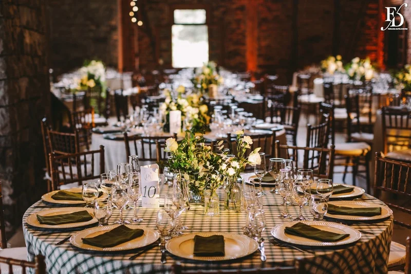 casamento na la casa piemont em farroupilha decoração verde e branco toalha xadrez