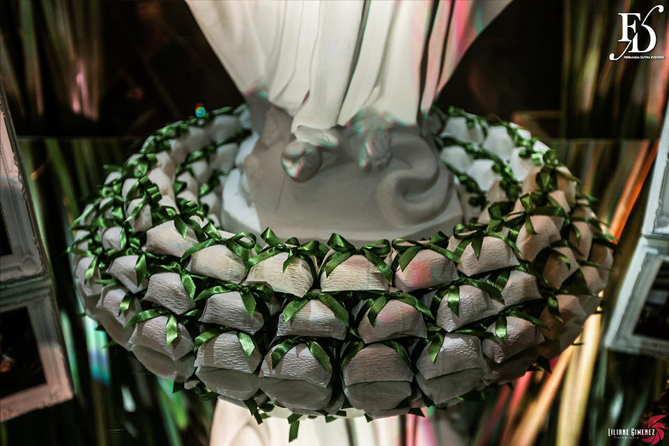 casamento com cerimônia no santuário mãe de deus em porto alegre e recepção e festa no salão por-dol-sol da aabb porto alegre com decoração simples elegante e sofisticada em verde cristais e branco por life eventos especiais cerimonial de casamento em porto alegre