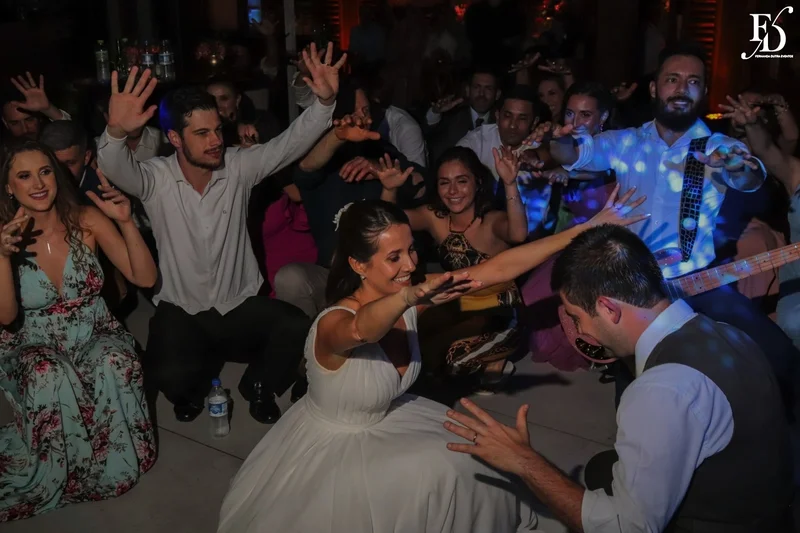 pista de dança no casamento no sítio da figueira