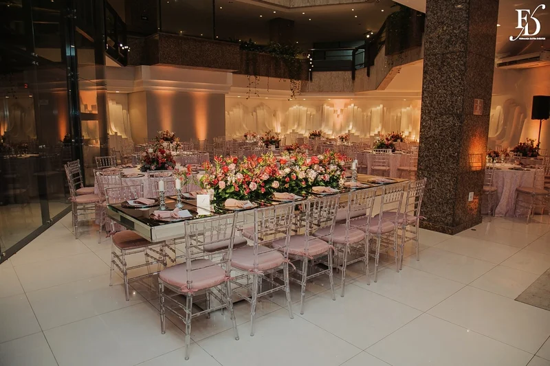 festa de 15 anos na praça dos fundadores do grêmio náutico união GNU