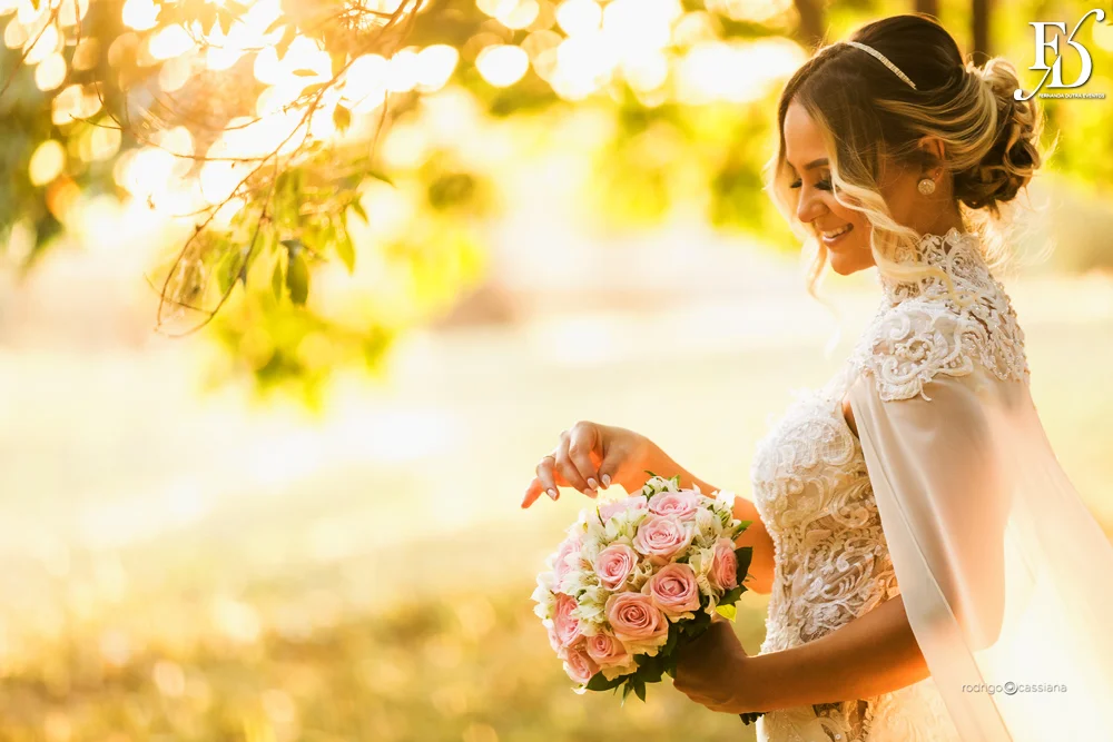 casamento do goleiro brenno do grêmio de porto alegre com a linda victoria fogazzi com uma cerimônia ao ar livre em porto alegre num lindo entardecer de verão e recepção em tons de marsala no salão principal da sede campestre da associação do ministério público por life eventos especiais cerimonialista em porto alegre