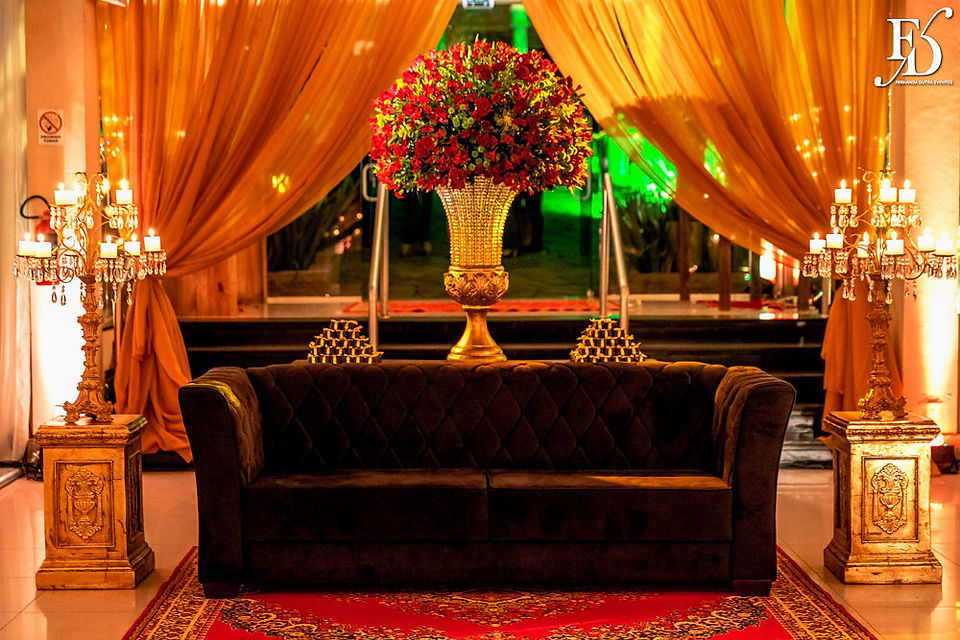 casamento com cerimônia ao ar livre e recepção no salão party room em porto alegre com decoração luxuosa sofisticada elegante em preto dourado e vermelho por life eventos especiais organização e cerimonial de casamento em porto alegre