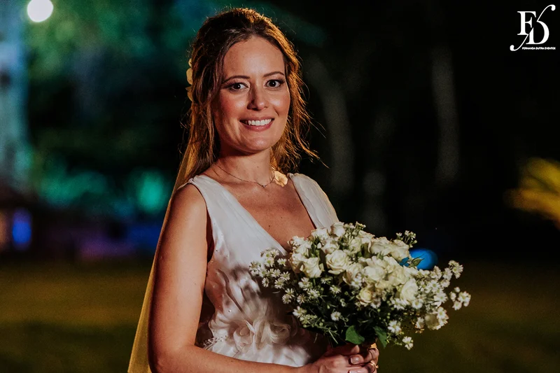 casamento realizado na casa na chácara em porto alegre mini-wedding intimista para 40 convidados com decoração clássica e elegante em branco e verde por life eventos especiais cerimonialistas em porto alegre