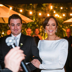 mini wedding casamento para 35 convidados de uma mineira e um gaúcho realizado no le bistrot gourmet em porto alegre com decoração elegante sofisticada luxuosa por life eventos especiais cerimonialista em porto alegre especializada em casamento e mini-wedding