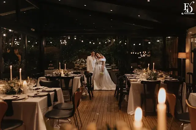 noivas Ivana e Cristiane no Le Bistrot Gourmet casamento LGBT Porto Alegre