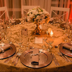 casamento com cerimônia na catedral basílica são luiz gonzaga em novo hamburgo e recepção no espaço tao com decoração clássica simples com muitas luzinhas por life eventos especiais cerimonialista de casamento em porto alegre