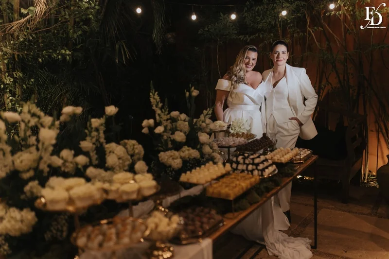 noivas Ivana e Cristiane no Le Bistrot Gourmet casamento LGBT Porto Alegre