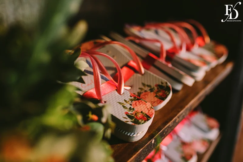 casamento no campo na querência ao ar livre em porto alegre no alto da capela cerimônia e recepção com decoração simples rústico boho-chic por life eventos especiais assessoria para noivas e casamentos em porto alegre
