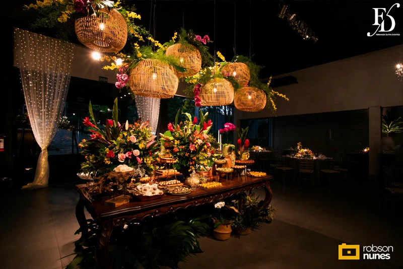 festa de formatura em enfermagem pela pucrs no party room em porto com projeto de decoração estilo boho chic desenvolvido por fernanda dutra cerimonialista organizadora de eventos em porto alegre life eventos especiais