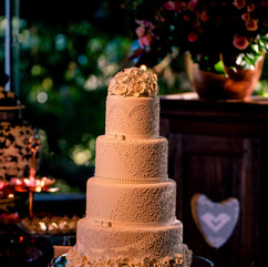 casamento com cerimônia ao ar livre em Porto Alegre realizado na Casa da Figueira, com decoração em tons de azul royal, estilo boho-chic, com toques botânicos, por Life Eventos Especiais - Fernanda Dutra e Ittalo Reis cerimonialistas em Porto Alegre