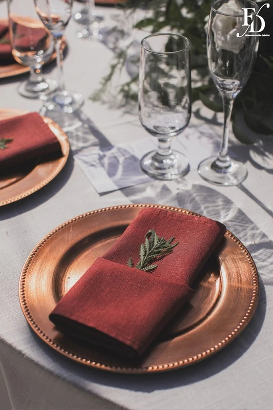 casamento boho chique wedding realizado na casa na chácara em porto alegre com decoração em rosé e marsala por life eventos especiais assessoria e cerimonial de casamento em porto alegre mesas convidados