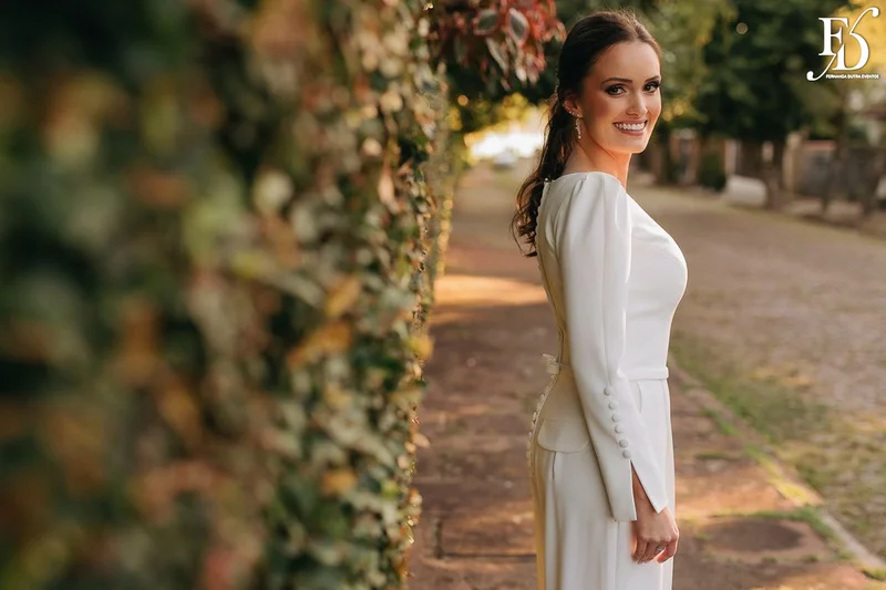 casamento no le bistrot em porto alegre organizado por life eventos especiais organizado por life eventos especiais com cerimônia no local e decoração clássica elegante e sofisticada em branco verde e prata com planejamento organização e execução de life eventos especias em porto alegre