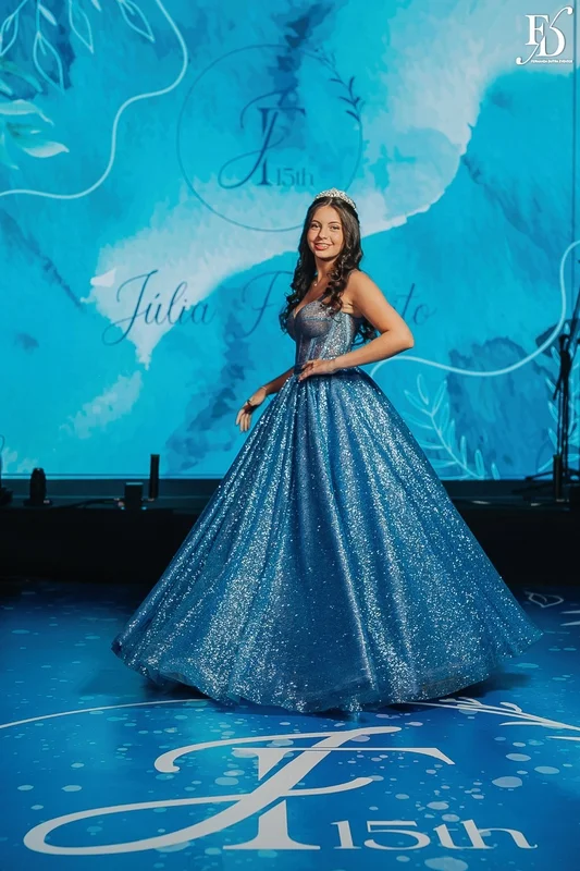 festa de 15 anos porto alegre na casa vetro com tema de aurora boreal