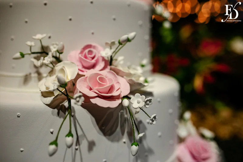 casamento com cerimônia na igreja santa teresinha do menino jesus e festa e recepção na casa vetro em Porto Alegre com organização e cerimonial de fernanda dutra da life eventos especiais cerimonialista em porto alegre