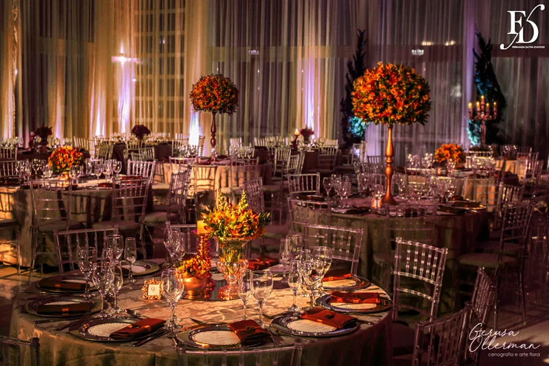 casamento com cerimônia na igreja nossa senhora da conceição igreja matriz de são leopoldo e festa no espaço tao em novo hamburgo com decoração outonal em tons terrosos marsala laranja e amarelo num projeto luxuoso sofisticado e elegante por fernanda dutra cerimonialista em porto alegre por life eventos especiais