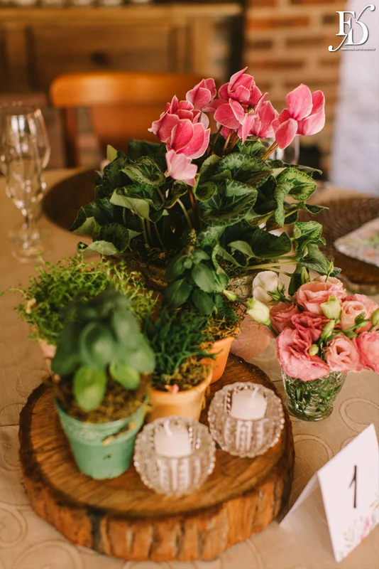 casamento no campo na querência ao ar livre em porto alegre no alto da capela cerimônia e recepção com decoração simples rústico boho-chic por life eventos especiais assessoria para noivas e casamentos em porto alegre
