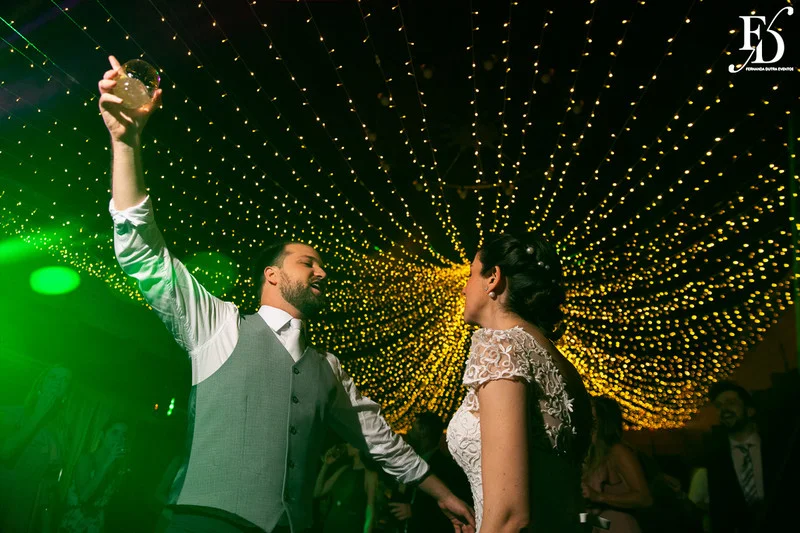 casamento a beira do rio guaiba em porto alegre no clube veleiros do sul com decoração botânica greenery sofisticada moderna e elegante por life eventos especiais assessoria e cerimonial de casamento em porto alegre casamentos de luxo