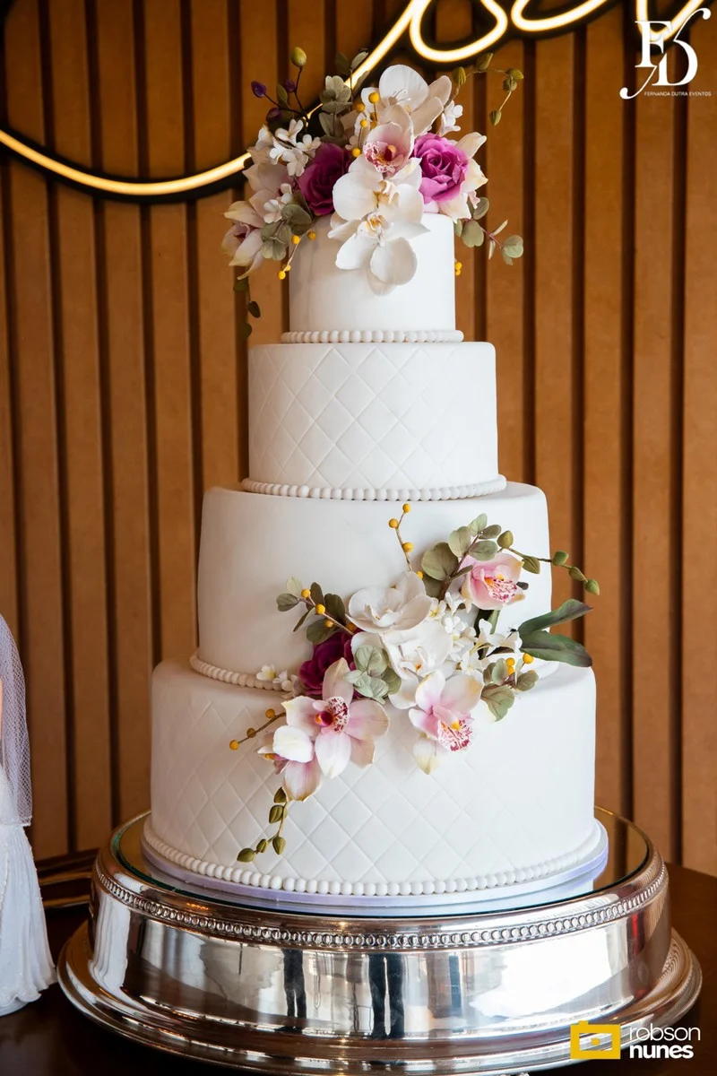 casamento destination wedding no Espaço Paraíso em Porto Alegre Alvorada Viamão noivo americano e noiva brasileira equipe bilingue de cerimonial evento com decoração romântida elegante e sofisticada em tons de rosa