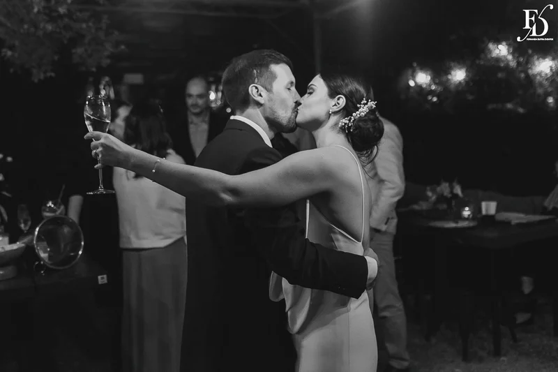 casamento mini-wedding no eat kitchen em novo hamburgo com decoração verde e branco estilo greenery