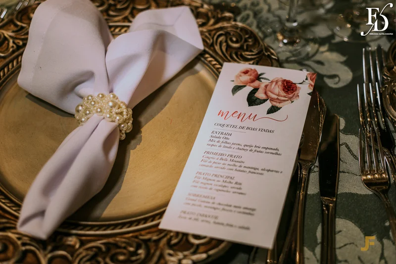 casamento para 80 pessoas mini-weeding destination wedding em gramado com organização e cerimonial de fernanda dutra da life eventos especiais com cerimonia na Igreja São Pedro de Gramado Serra Gaúcha e recepção no Hotel Ritta Hoppner