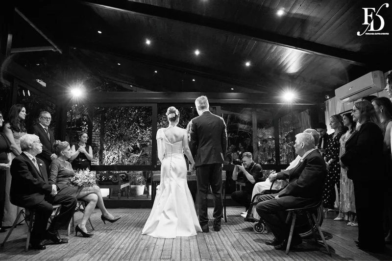 casamento mini-wedding realizado no Le Bistrot Gourmet em Porto Alegre com projeto de decoração delicado, romântico e elegante em tons pastéis