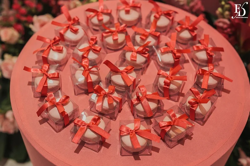 lembrancinhas festa de 15 anos com macarons personalizados