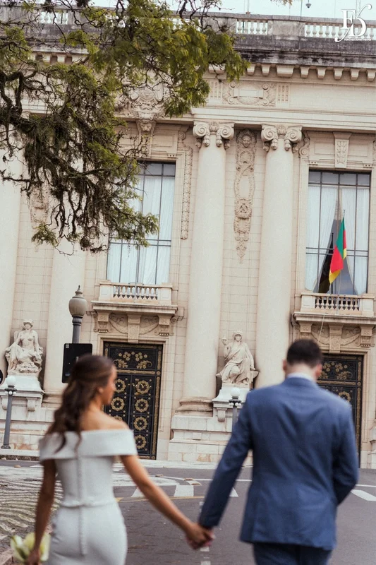 noivos no palácio piratini em porto alegre