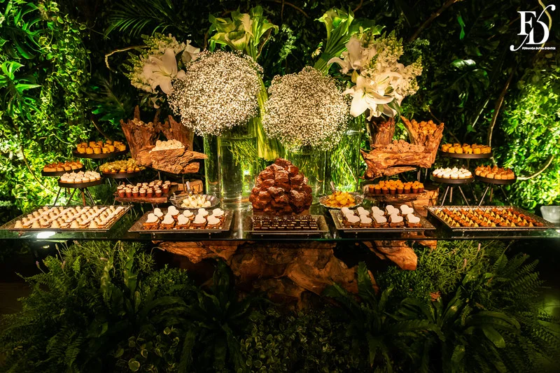 casamento a beira do rio guaiba em porto alegre no clube veleiros do sul com decoração botânica greenery sofisticada moderna e elegante por life eventos especiais assessoria e cerimonial de casamento em porto alegre casamentos de luxo