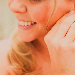 casamento com cerimônia ao ar livre em porto alegre realizado na casa da figueira na zona sul da capital gaúcha com decoração simples delicada estilo rústico com organização e cerimonial de life eventos especiais cerimonialista em porto alegre