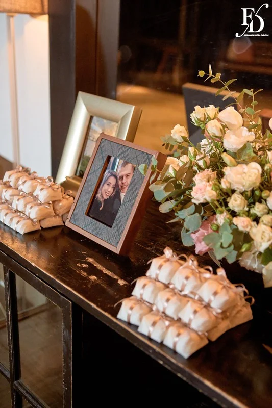 casamento mini-wedding realizado no Le Bistrot Gourmet em Porto Alegre com projeto de decoração delicado, romântico e elegante em tons pastéis