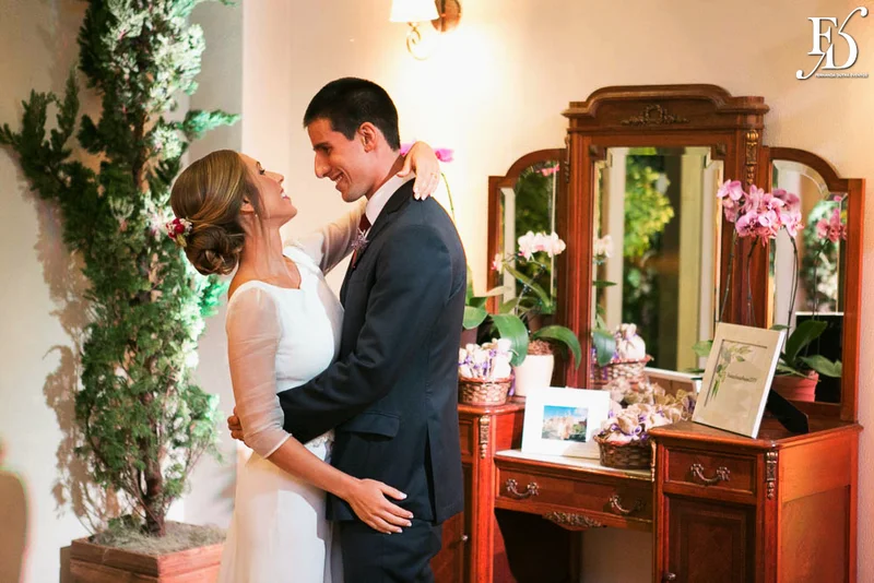 casamento realizado no vale dos vinhedos no rio grande do sul no formato destination wedding nos vinhedos gaúchos com cerimônia ao ar livre e recepção no salão principal do mamma gemma tratoria em bento gonçalves por fernanda dutra cerimonialista da life eventos especiais de porto alegre