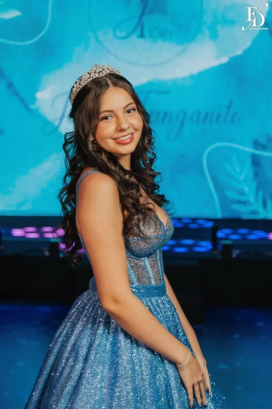 festa de 15 anos porto alegre na casa vetro com tema de aurora boreal