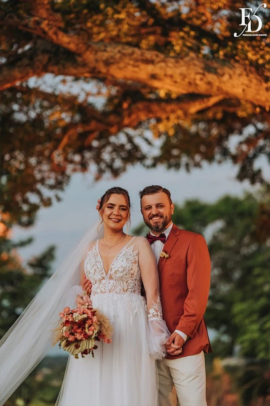 casamento no espaço paraiso em porto alegre viamão alvorada com decoração moderna boho rustico-chic em tons terrosos por life eventos especiais cerimônia ao ar livre