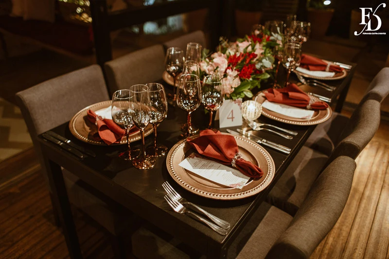 mini-wedding sofisticado e elegante realizado no le bistrot gourmet casamento com 30 convidados luxuoso por life eventos especiais cerimonial e organização de casamento em porto alegre