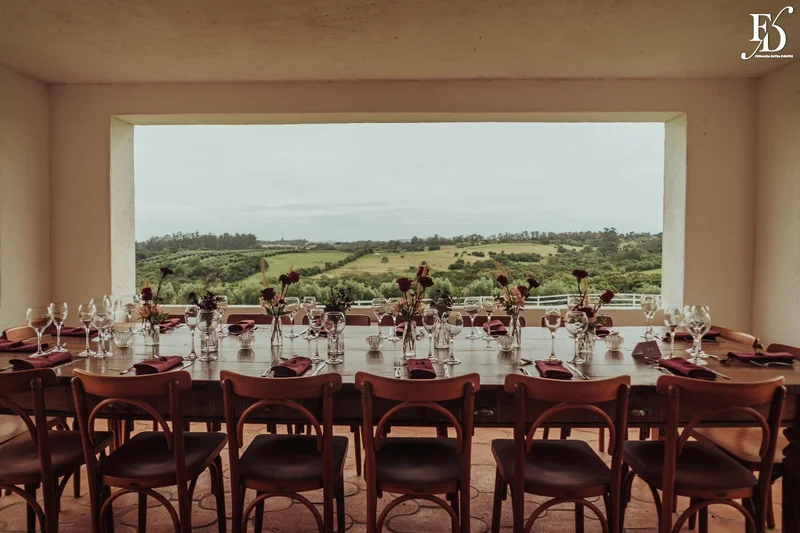 casamento organizado por life eventos especiais na estância das oliveiras em viamão com decoração campeira rústica e minimalista para um casal autêntico e cheio de personalidade