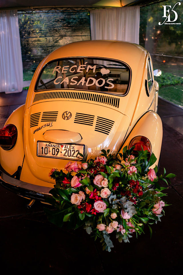 casamento com cerimônia ao ar livre em Porto Alegre realizado na Casa da Figueira, com decoração em tons de azul royal, estilo boho-chic, com toques botânicos, por Life Eventos Especiais - Fernanda Dutra e Ittalo Reis cerimonialistas em Porto Alegre